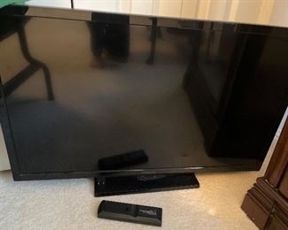 Bedroom #1:  A 32" flat screen INSIGNIA TV includes its remote, which will be with the cashier.