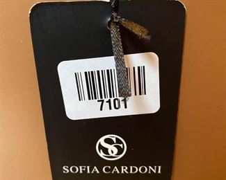 $60 Sofia Cardoni Leather Handbag With Tags 15 x 5 x 13 Inch Please text or call 7032689529 for inquiries, or visit Tysons Jewelry located at:
8373 Leesburg Pike #12, Vienna Virginia 22182
Robert, the owner of Tysons Jewelry, has over 30+ years working in the jewelry business and has verified the authenticity of this listing.
Robert buys gold and precious metals at 95%. Please use the link: https://tysonsjewelry.net for specific prices.
Inquiries regarding gold, silver, precious metals, coins, watches, diamonds, cars, and collectibles are welcome!