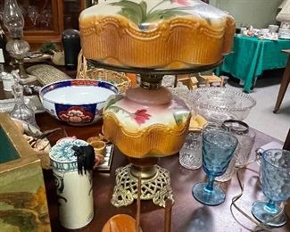 Floral Kerosene lamp 