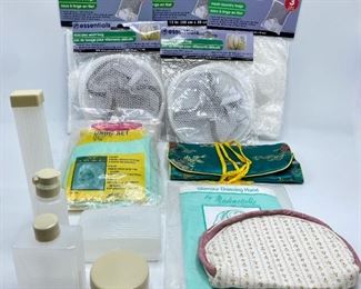 New Mesh Laundry Bags, Hair Nets, Jewelry Bags & Travel Toiletry Containers
Lot #: 128