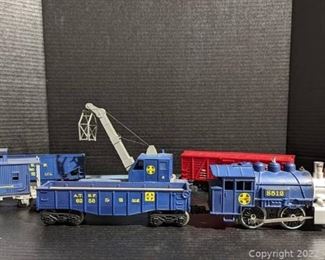 Lionel 8512 Santa Fe Steam Switch Engine and 5 Cars