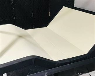 Sealy Ease 4pt0 Adjustable Queen Sized Base