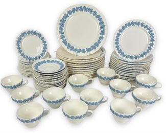 (62 pc) Wedgwood Etruria & Barlaston Queen's Ware