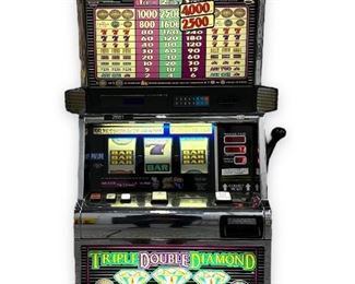 Triple Double Diamond 3 Reel Slot Machine