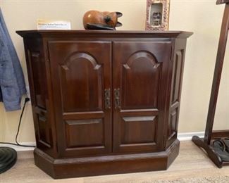 Eathan Allen furniture 1990. 