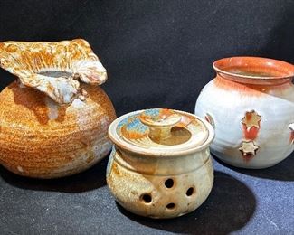 Handcrafted pottery 