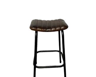 $180.00 USD Set of 4 Leather Channel Stitch Counter Stools HOP104-2-11 Industrial Barstools with curved channel tufted leather seat and tubular frame.
Local pick up Portland, OR. Shipping suggestions available upon request. https://goodbyhello.com/products/set-of-5-leather-counter-stools-hop104-2-11?_pos=40&_sid=d366352bd&_ss=r