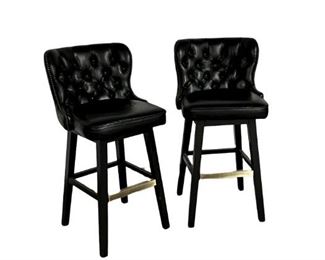 $380 2 Contemporary Pottery Barn Caldwell Tufted Swivel Bar Stools HOP104-22 ALL OFFERS CONSIDERED Description: Pottery Barn Caldwell tufted swivel bar stool - counter height, in black leather with nail head accents - sold as set of two.
Dimensions:
21ʺW × 24ʺD × 36ʺH
SEAT INTERIOR WIDTH 20.0 in
SEAT INTERIOR DEPTH 17.5 in
SEAT HEIGHT 24.0 in
Location: Local pick up Portland, OR. Contact us for shipper suggestions
Condition: Used but in good condition. These stools were used for staging purposes only.