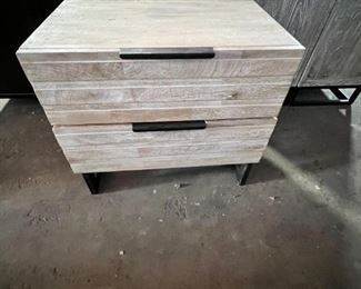 $240 USD Pier 1 Imports 2-Drawer Wooden Antique white Nightstand- HOP104-1118-7 ALL OFFERS CONSIDERED Description: Modern with an industrial flare. This Antique white nightstand has a rough white fininsh with minimal sleek drawer pulls for transitional style.
Condition: Used for staging only.
Location: Portland, OR 97202. Shipping suggestions available upon request. Easy Access ground level large bay door. https://goodbyhello.com/products/copy-of-set-of-2-solid-teak-black-wood-3-drawer-nightstands-hop104-1118-6?_pos=54&_sid=00494f4c8&_ss=r