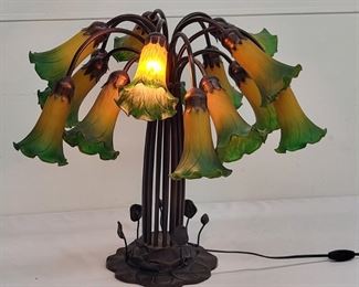 Gorgeous Table Lamp, AmberGreen Tulip Globes