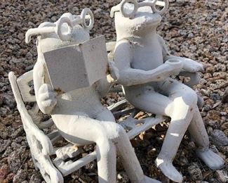 Iron Decorative Outdoor Frogs
