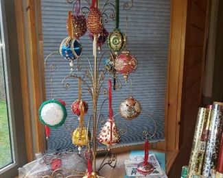 Lots & Lots of Holiday