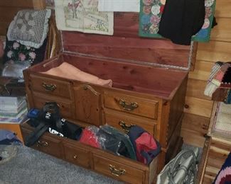 Lane cedar chest
