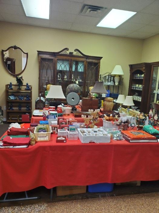 Estate Warehouse Sale in Katy, TX starts on 12/9/2022
