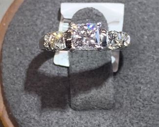 1CTW Diamond 
14K white gold 