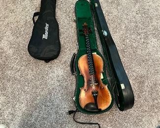 Violin ukulele 