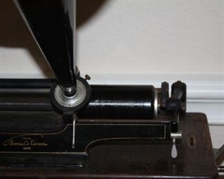 1905 Edison Standard Wind-Up Phonograph