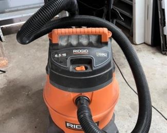 Ridgid  shop vac