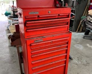 Tool chest