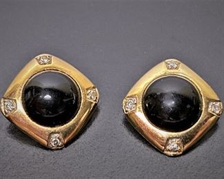 14k yellow gold clip on earrings with melee diamonds