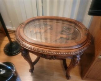 Carved Coffee Table with Glass Tray Top that comes off 25x21  $50