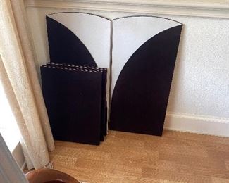 Pads for formal dining table
