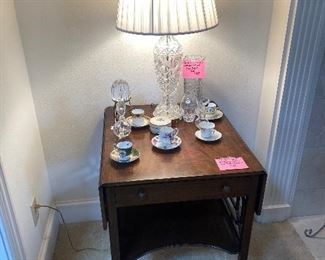 Mahogany end table with drawer, crystal lamp, Demitass cups and saucers, Lead Crystal vase
