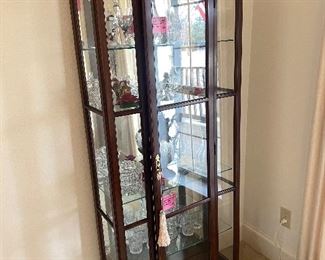 Cherry wood curio with mirrored back (lighted)