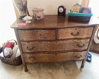 Antique oak dresser with mirror