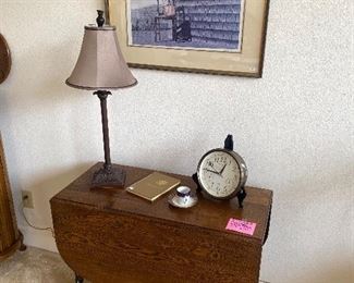 Antique oak Barley twist drop leaf table