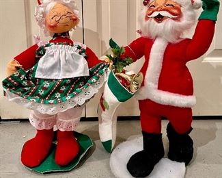 Annalee Dolls Mr. & Mrs. Claus