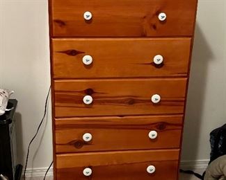 Tall narrow 6 drawer dresser