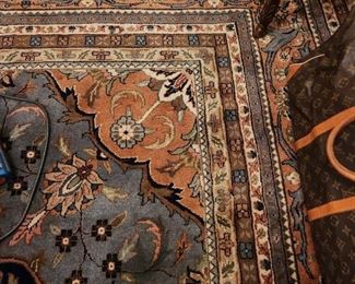 Horrible Photo of 12ft x 18ft Hand Knotted Palace Size Asian Rug