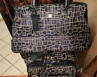 Used Once Dianne Von Furstenberg Luggage Set