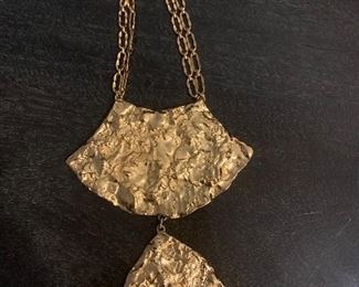 Napier hammered gold necklace  - 