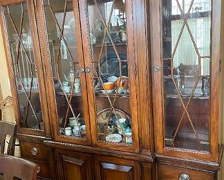 Large Beautiful Ethan Allen China Hutch