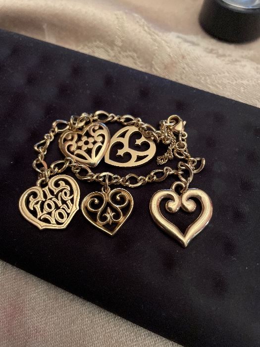 RARE all retired james avery solid  14k gold charm bracelet w/ 5 pendant sized avery charms-  want to sell as a unit  but may sell one  or 2 price depending  $1499 its heavy !!!