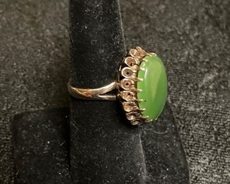 14k gold and jade estate ring 