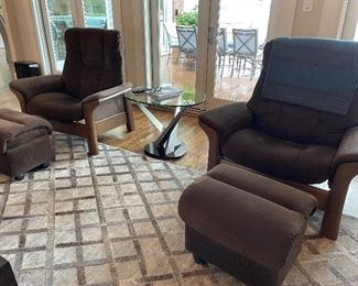 Stressless brand recliners with ottomans 