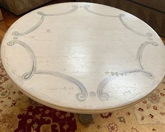 Round coffee table (Italian) 