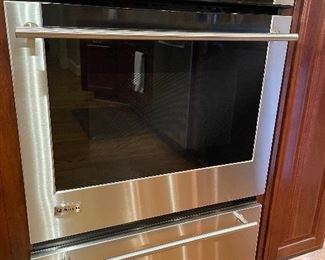 GE Monogram oven and warming drawer