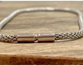 16 1/2 Inch Large Sterling Silver Chain With Turn Lock Clasp  Lot # 27