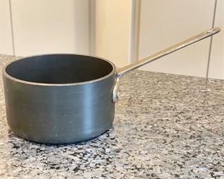 Calphalon-Style Saucepan.