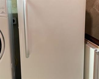Frigidaire Stand Up Freezer. Model #FFFU14F2QWR. Photo 1 of 3.