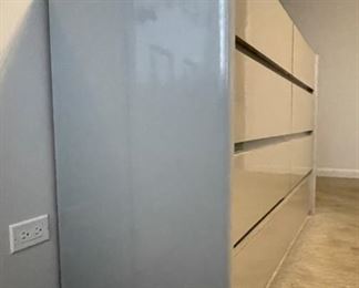 1970s Custom-Built Light Grey Lacquered 8-Drawer Chest of Drawers with Mirrored Base. Measures 60" W x 20" D x 36" H. Photo 4 of 4.