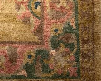 Vintage Persian Rug. Measures 4' x 6'. Photo 3 of 4.