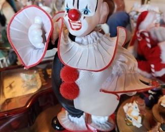 Many music boxes....many!