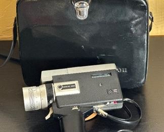 CANON AUTO ZOOM 518 SV Super 8 Movie Camera		
