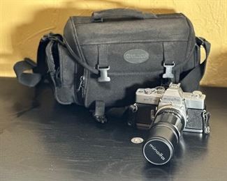 Minolta SRT101 35mm SLR Camera SRT-101 w/ Lens		
