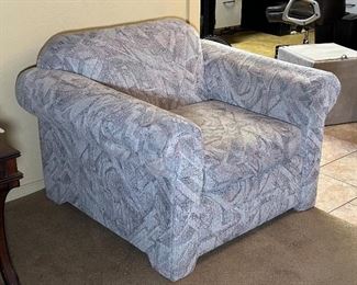 Southwest Chair As-IS	31 x 43 x 37	HxWxD
